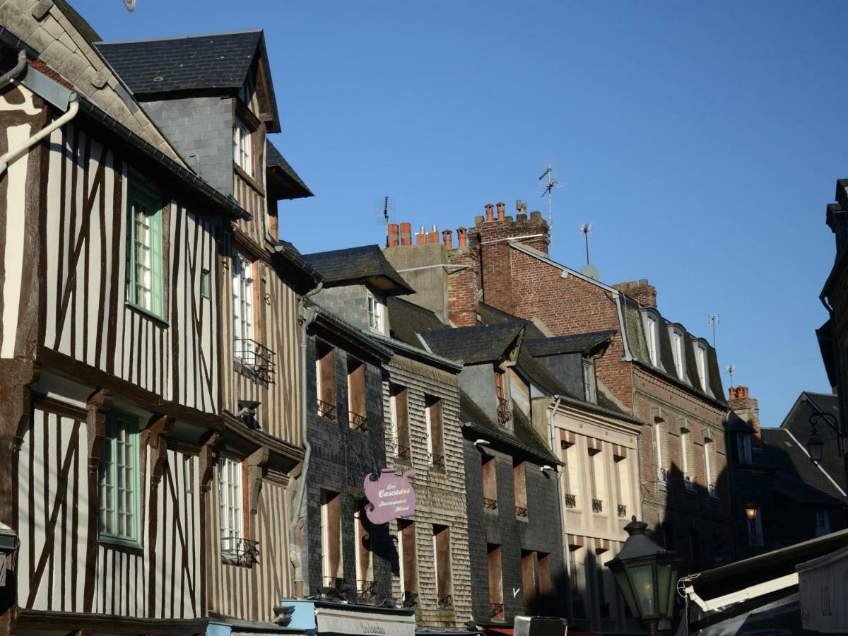 The Tiny House * Honfleur
